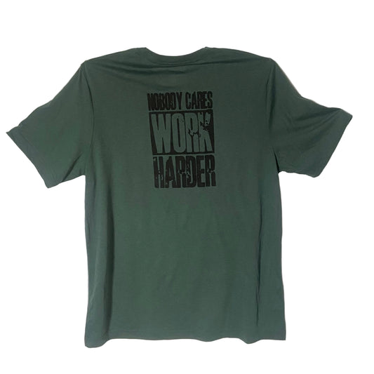 Nobody Cares Work Harder Tee – Distressed Graphic Gym Shirt | 60% Algodón 40% Poly Blend